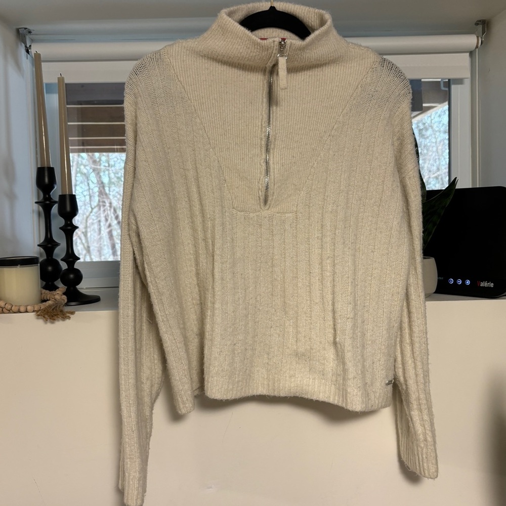 Guess Zip up Sweater
